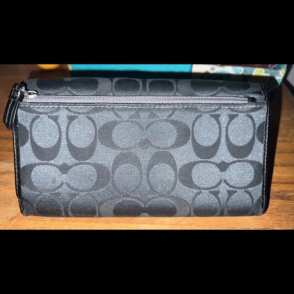 Authentic Coach Wallet - Picture 2 of 5